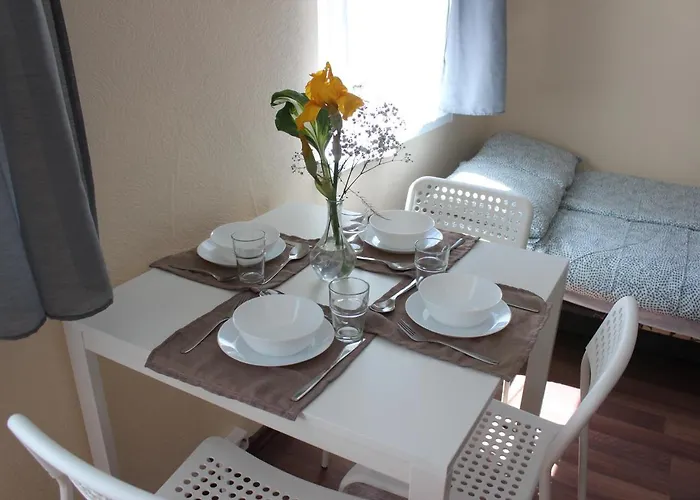 White Box Apartment
